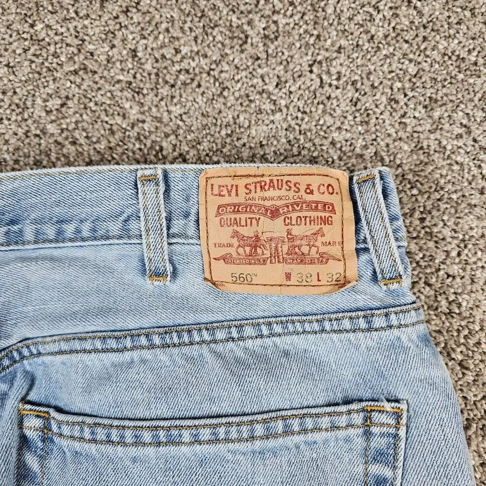 Levis 550 Jeans Mens 38x31 Blue Denim Relaxed Tapered Grunge Skate Distressed